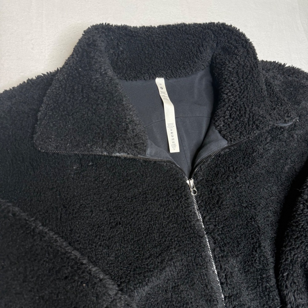 Lululemon Cinchable Fleece Zip-Up Jacket in Black ~ Sz 10 EUC Soft‎ & Warm
